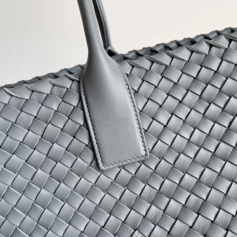 Alternative view of BV Shopping Bags-7