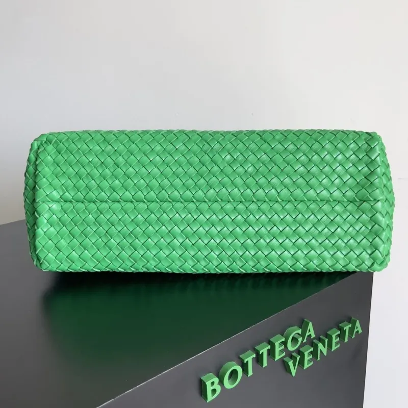 Bottega Veneta Green Woven Leather Tote Bag with Pouch - Image 5