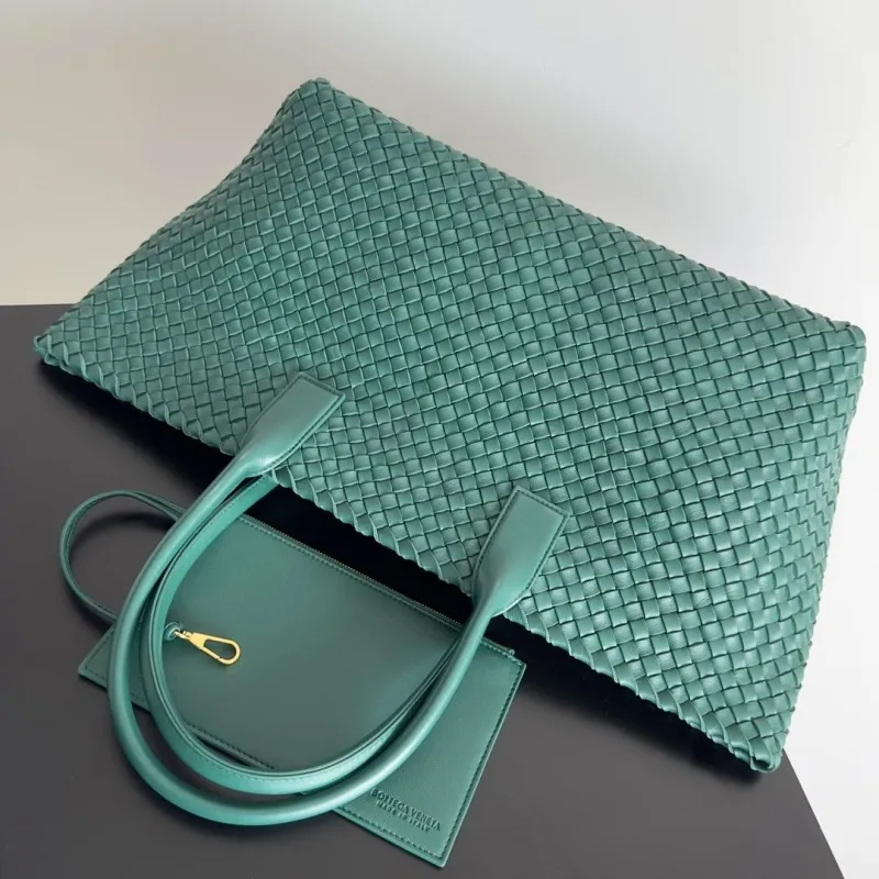 Alternative view of BV Shopping Bags-11