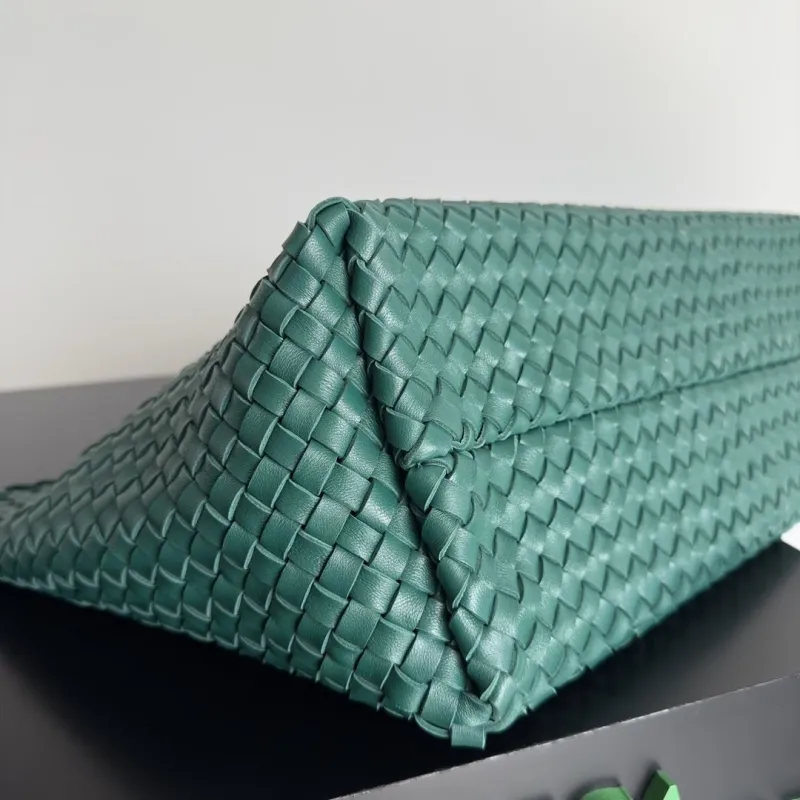 Bottega Veneta Teal Woven Tote Bag with Pouch - Image 4