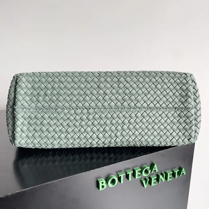 Alternative view of BV Shopping Bags-14