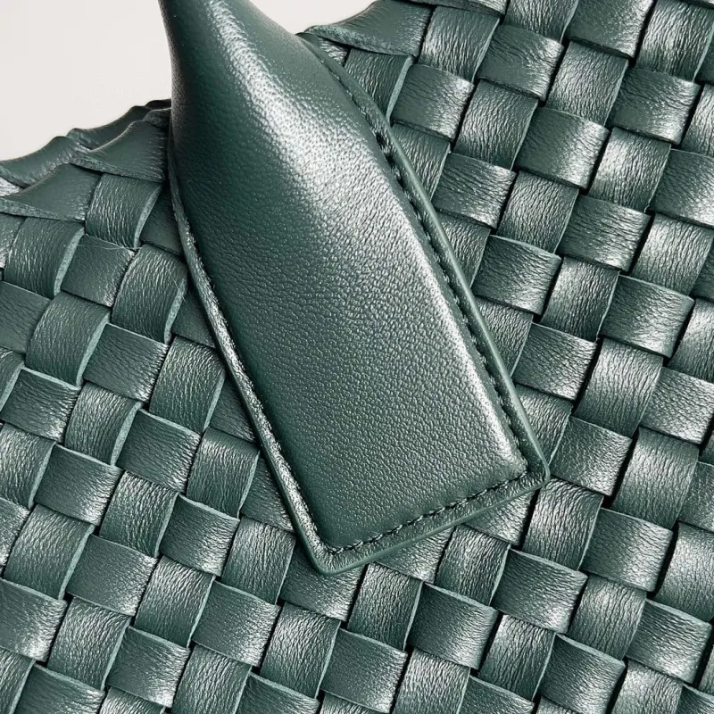 Bottega Veneta Dark Green Woven Leather Tote Bag - Image 6