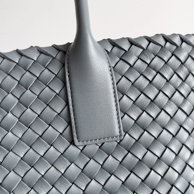 Alternative view of BV Shopping Bags-27
