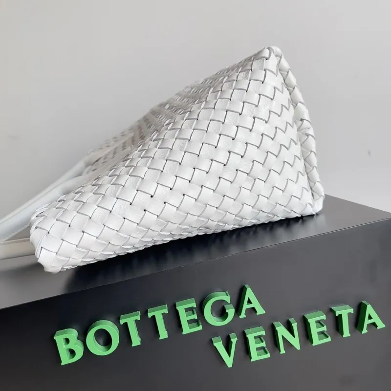 Bottega Veneta White Intrecciato Tote Bag - Image 5