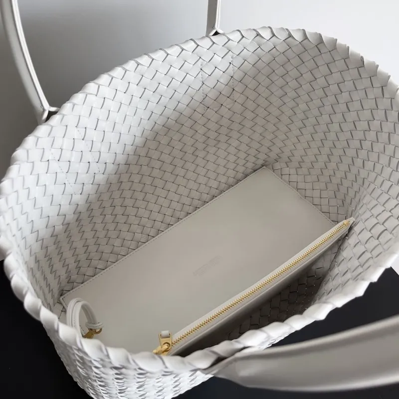Bottega Veneta White Intrecciato Tote Bag - Image 9
