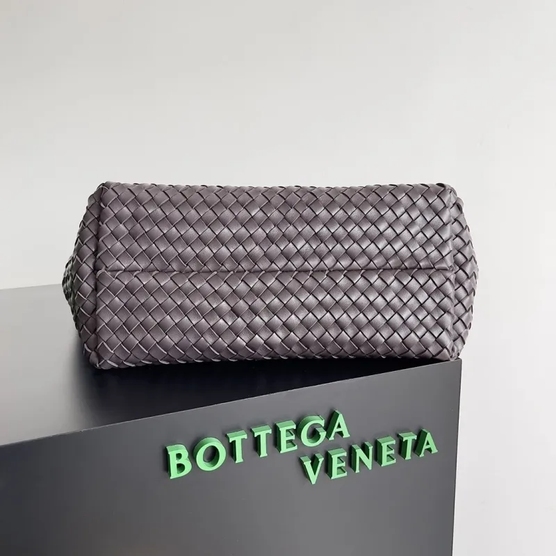 Alternative view of BV Shopping Bags-31