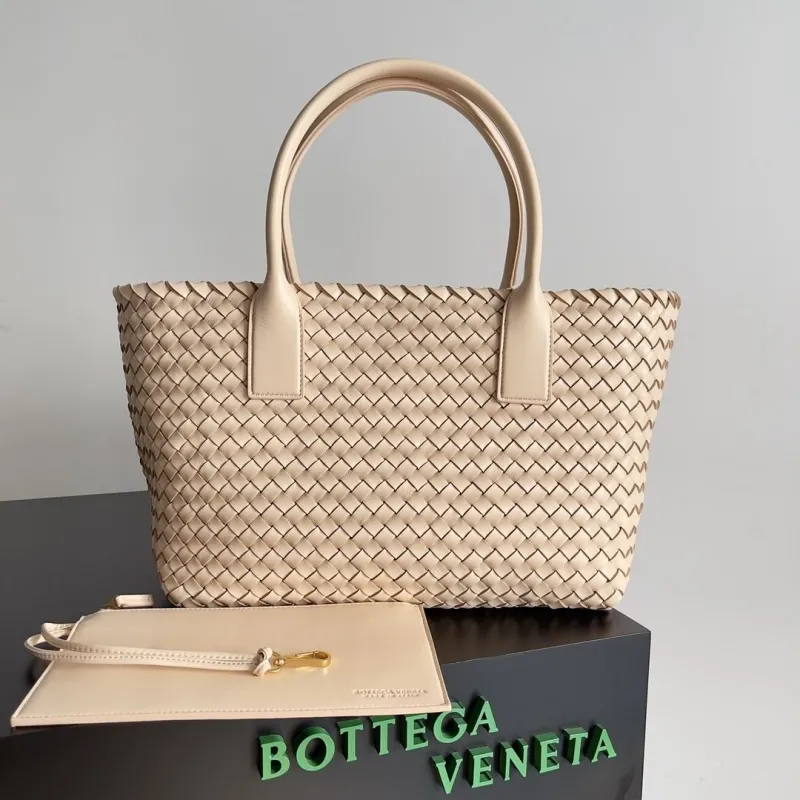 BV Shopping Bags-32
