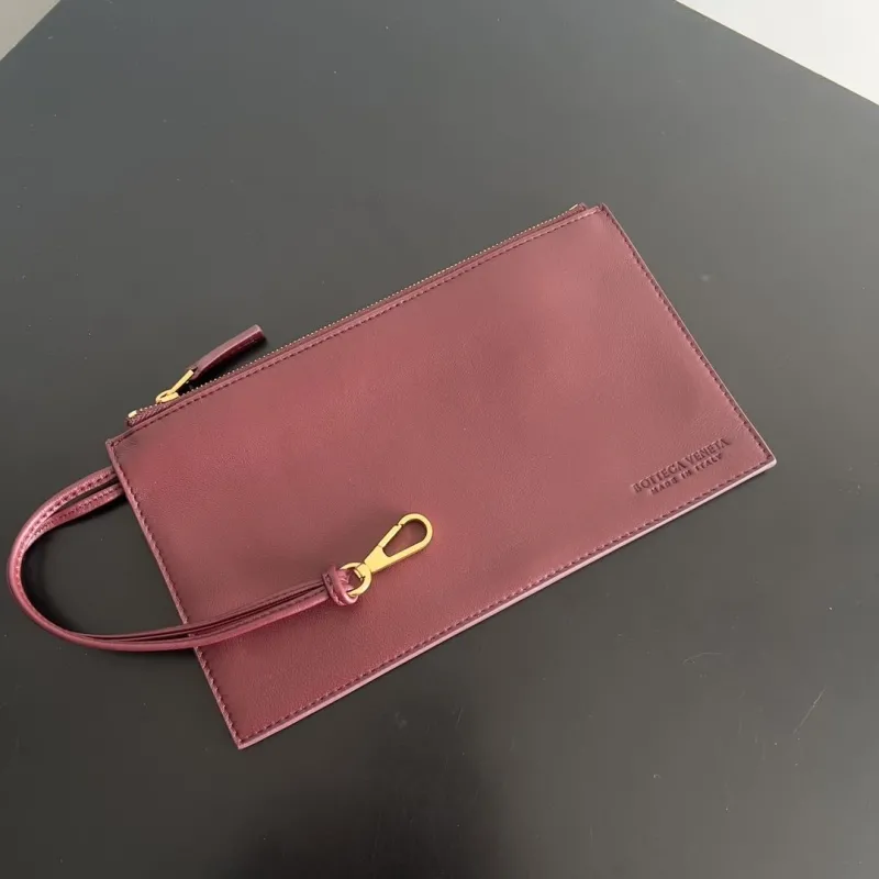 Bottega Veneta Burgundy Intreccio Tote Bag 42 - Image 6