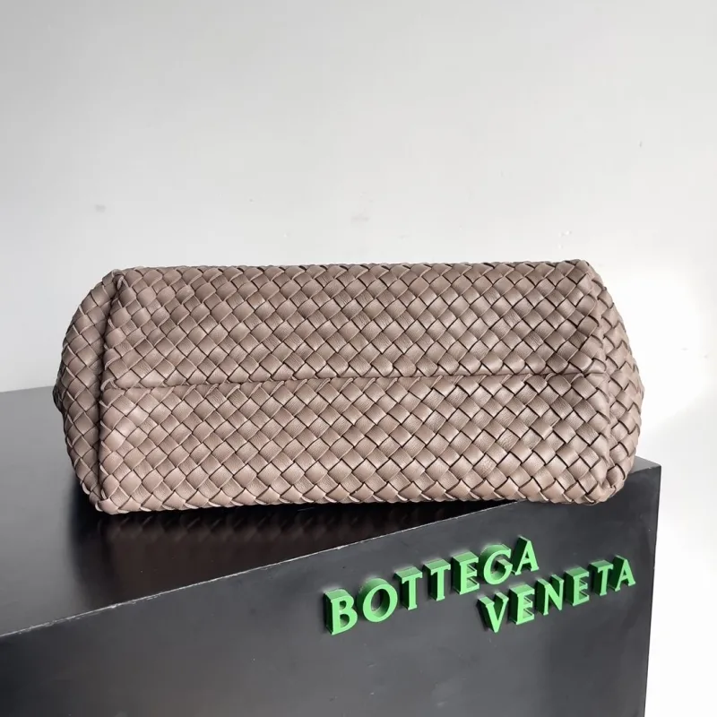 Bottega Veneta Taupe Woven Leather Tote Bag - Image 3
