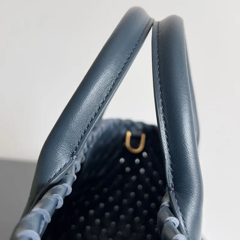 Bottega Veneta Dark Blue Woven Leather Tote Bag - Image 5