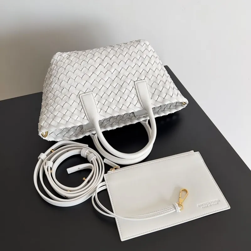 Bottega Veneta White Woven Tote Bag - Image 8