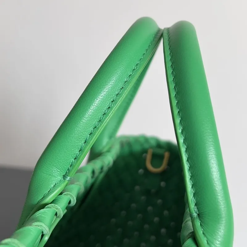Bottega Veneta Green Woven Tote Bag 52 - Image 6