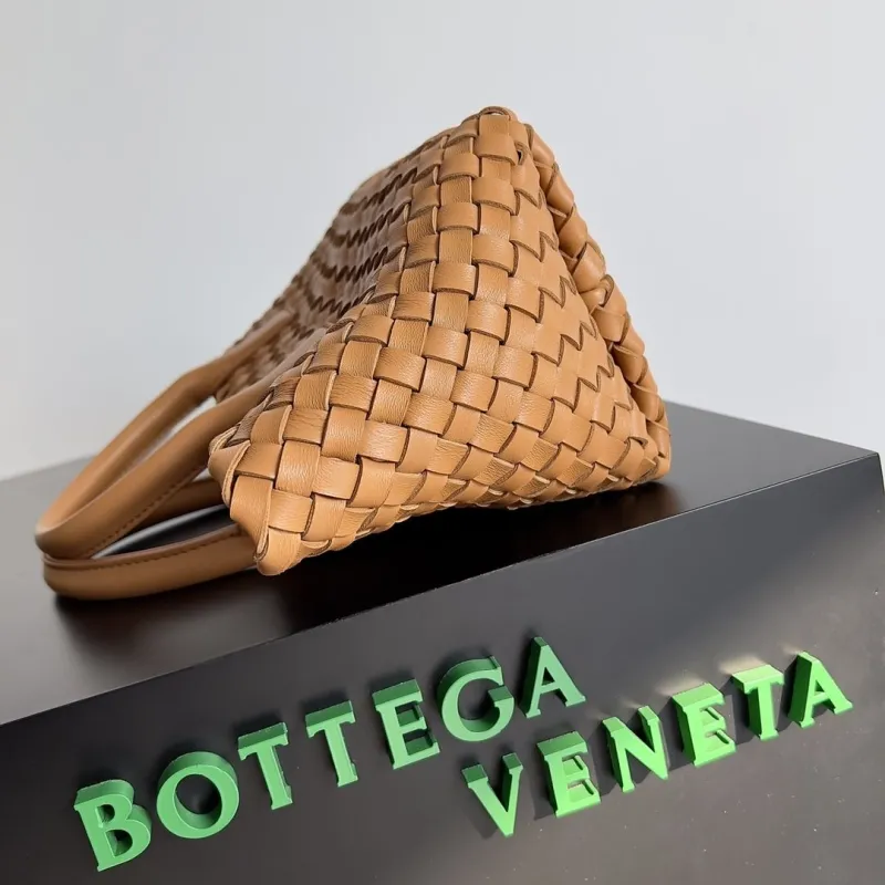 Bottega Veneta Tan Woven Leather Tote Bag 54 - Image 3