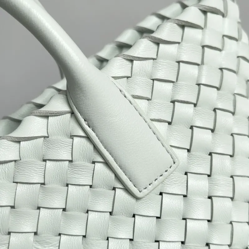 Alternative view of BV Shopping Bags-61