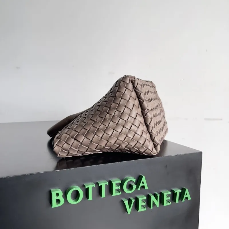 Alternative view of BV Shopping Bags-62