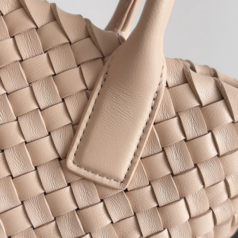 Bottega Veneta Beige Woven Tote Bag - Image 5