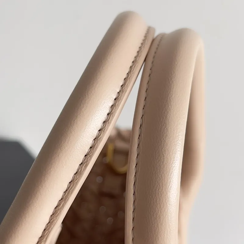 Bottega Veneta Beige Woven Tote Bag - Image 6