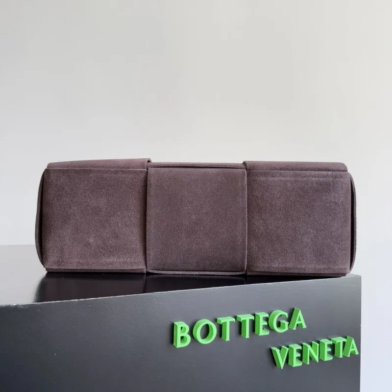 Bottega Veneta Brown Suede Tote Bag - Image 3