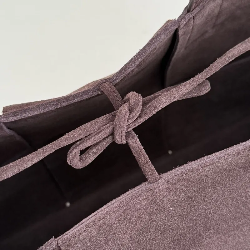 Bottega Veneta Brown Suede Tote Bag - Image 9