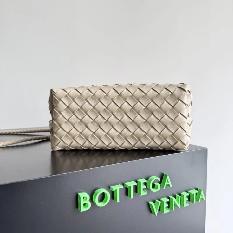 Alternative view of BV Shopping Bags-70
