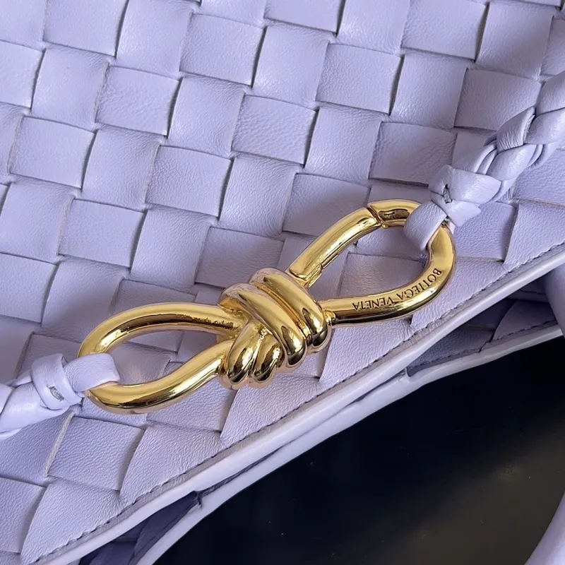 Bottega Veneta Lavender Woven Leather Tote Bag - Image 6
