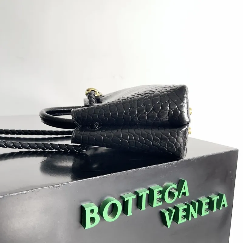 Alternative view of BV Shopping Bags-81
