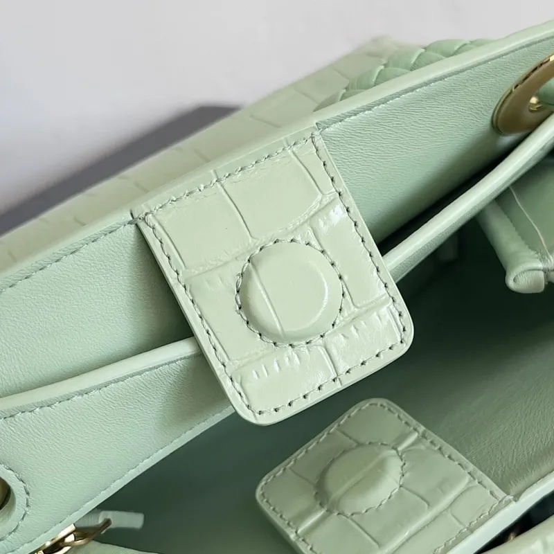 Bottega Veneta Light Green Croc Embossed Handbag 83 - Image 5