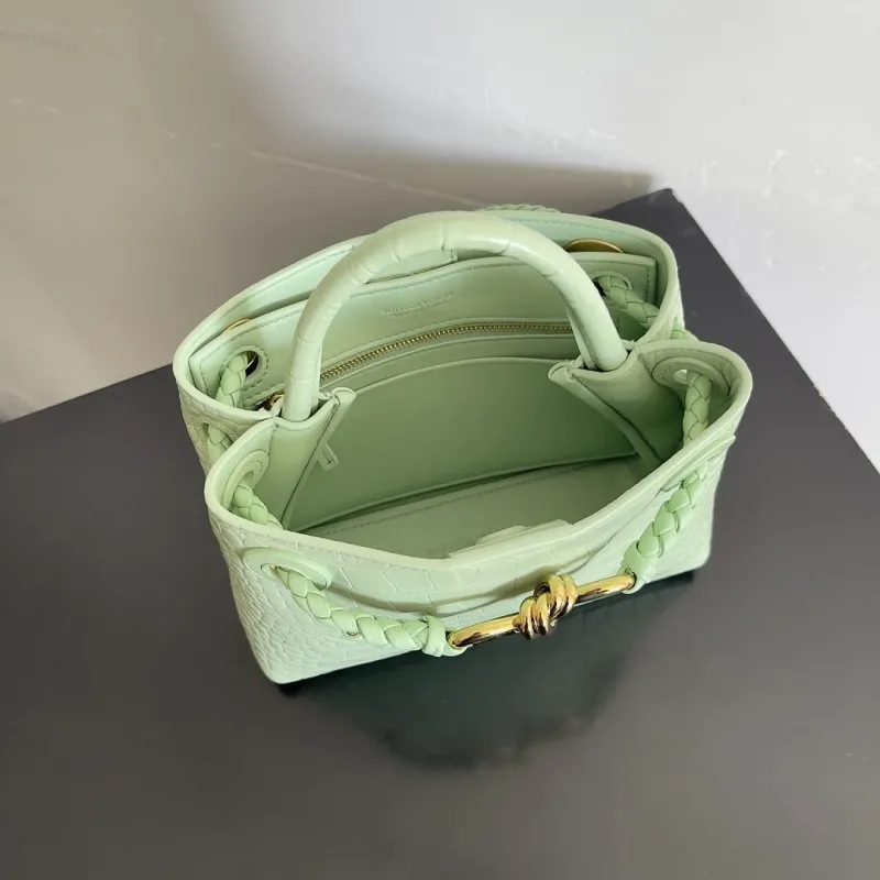 Bottega Veneta Light Green Croc Embossed Handbag 83 - Image 9