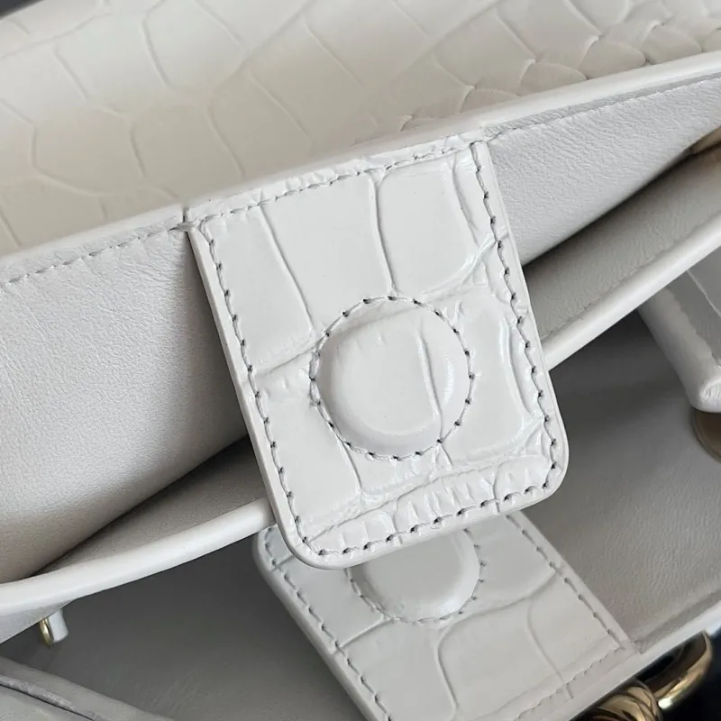 Bottega Veneta White Croc Embossed Mini Handbag - Image 7