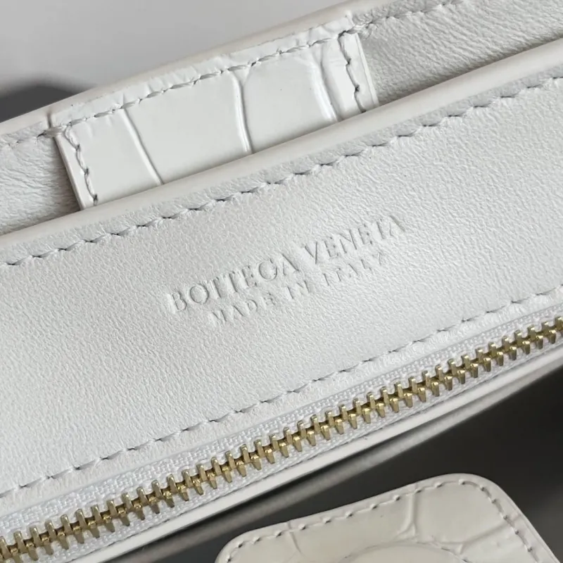 Bottega Veneta White Croc Embossed Mini Handbag - Image 8