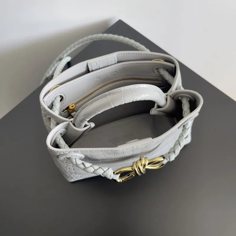 Bottega Veneta Gray Croc Embossed Leather Handbag - Image 9