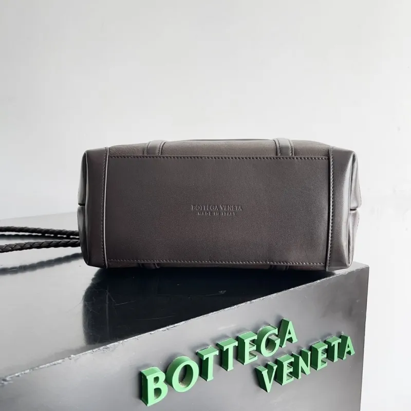 Bottega Veneta Dark Brown Shearling Trim Leather Tote Bag - Image 4