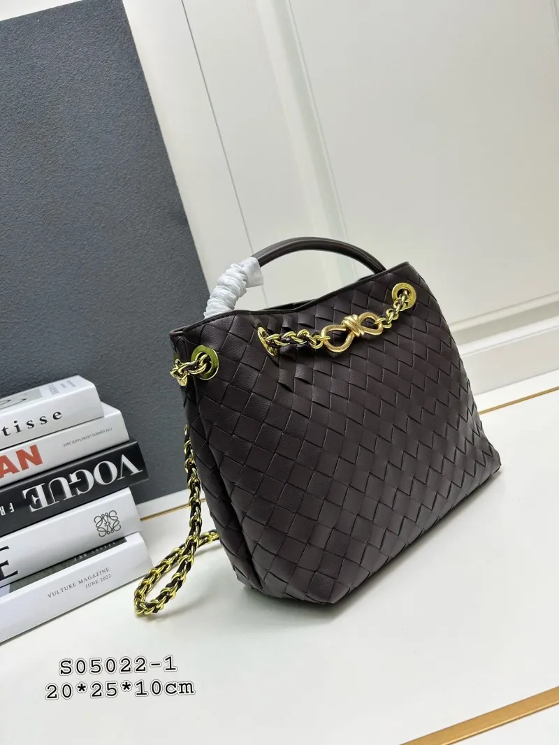 Alternative view of BV Shopping Bags-101