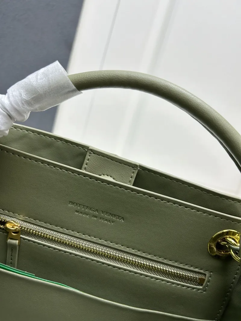BV Olive Green Woven Shoulder Handbag S05022-1 - Image 9