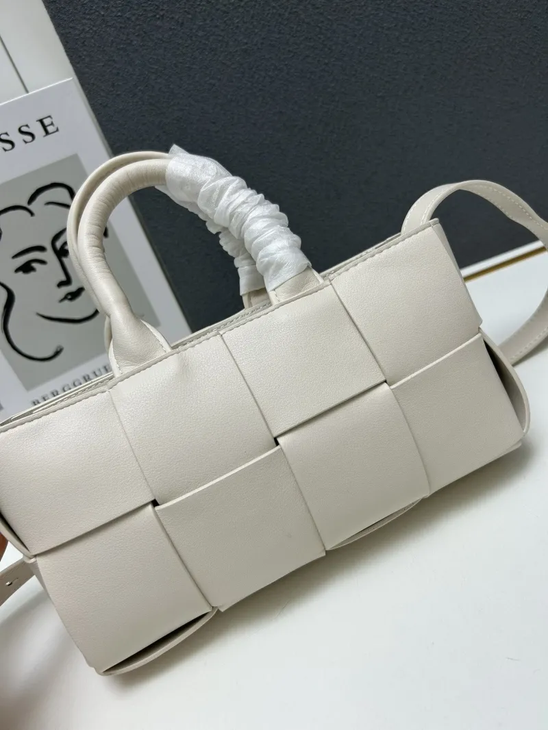 BV Cream Woven Crossbody Tote Bag S07001 - Image 5