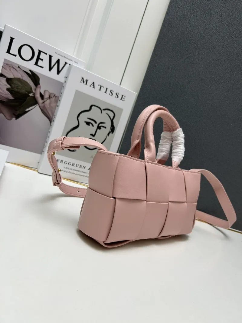 BV Pink Woven Crossbody Handbag S07001 - Image 3