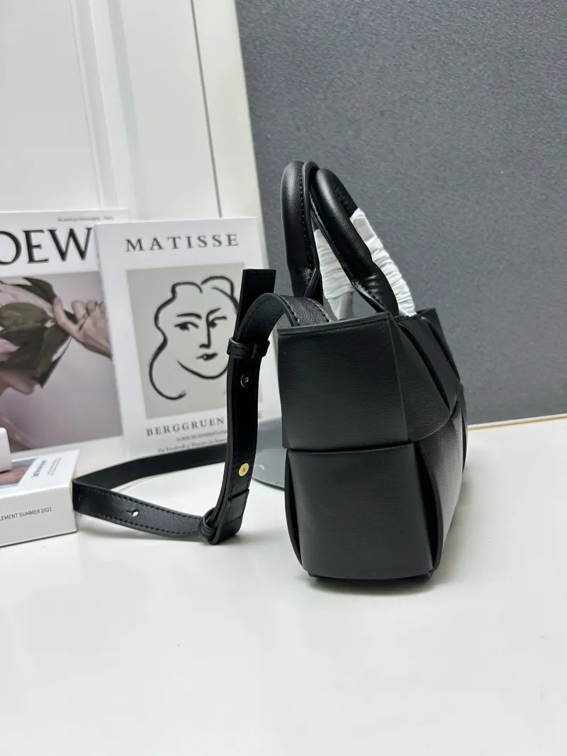 BV Shopping Bags-120 - Image 3