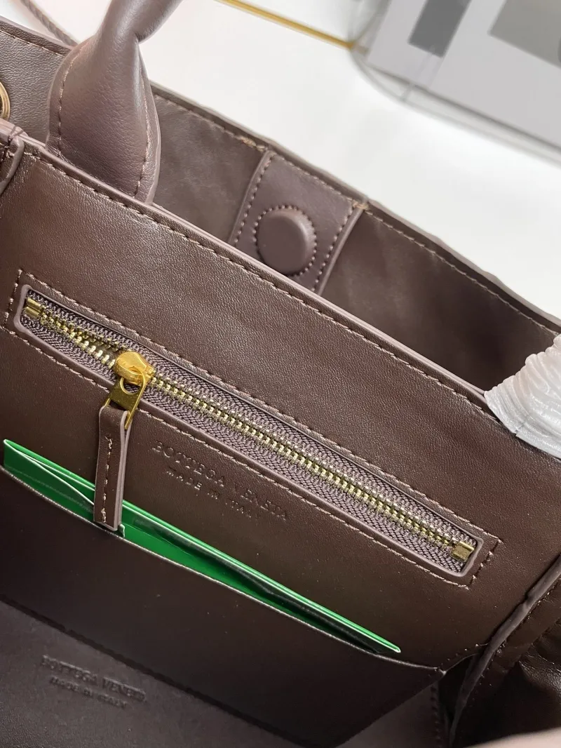 BV Shopping Bags-136 - Image 9