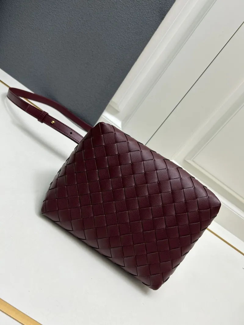 BV S0211 Burgundy Woven Leather Handbag - Image 7