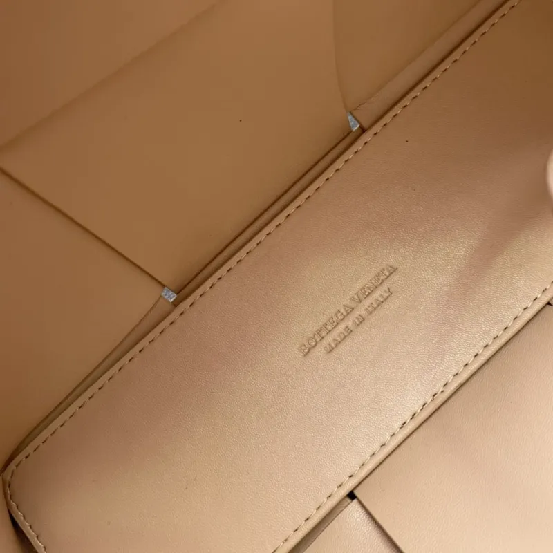 BV Shopping Bags-162 - Image 9