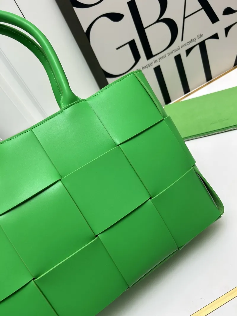 BV Shopping Bags-177 - Image 4