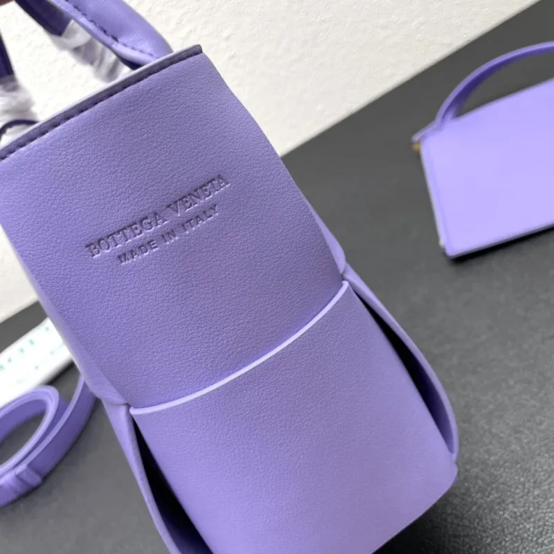 Bottega Veneta Purple Woven Tote Bag S06002 - Image 4