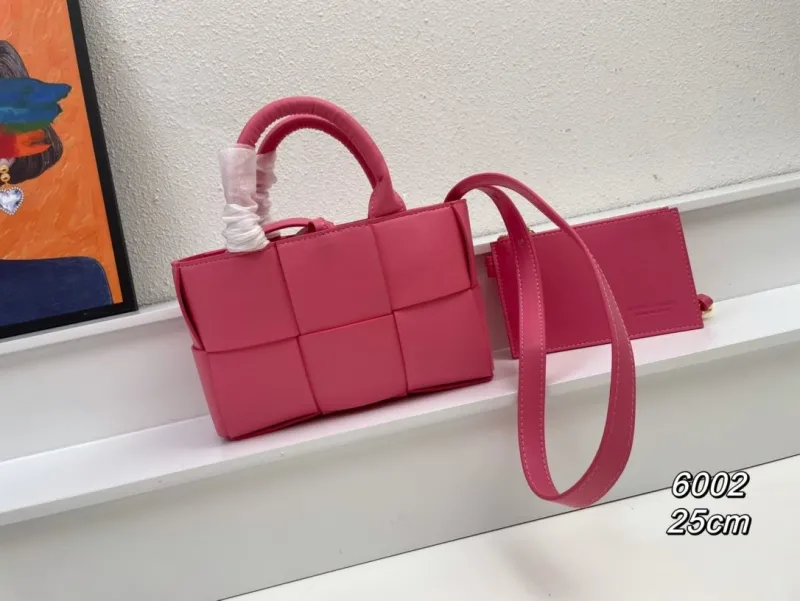Alternative view of BV Pink Tote Bag with Pouch 6002 25cm