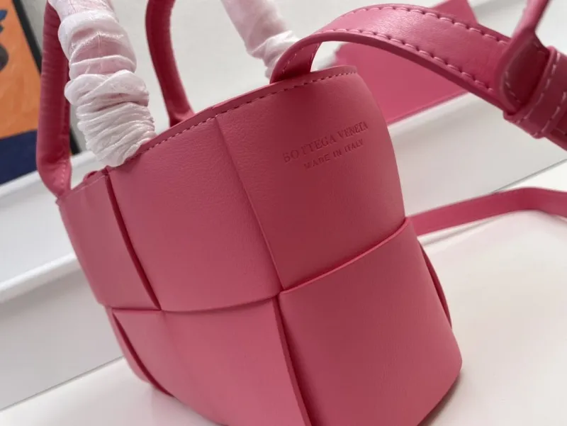 BV Pink Tote Bag with Pouch 6002 25cm - Image 5