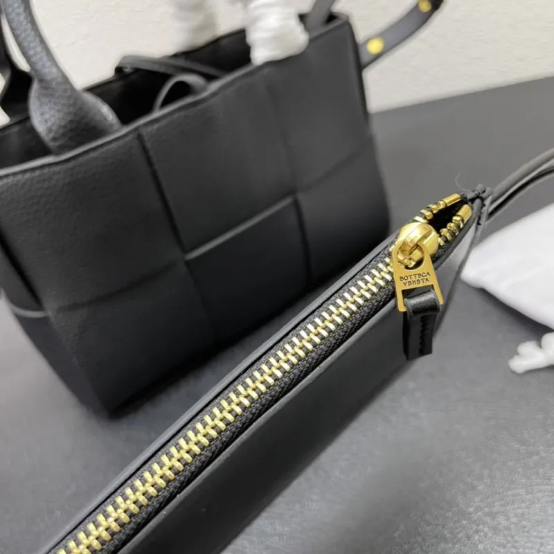 Black Bottega Veneta Mini Tote Bag S06002 - Image 8