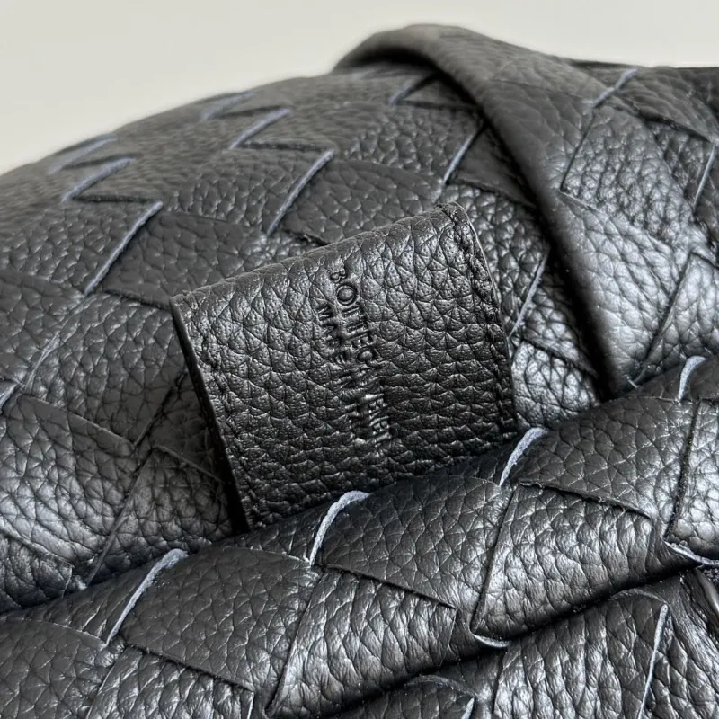 BV Backpacks-1 - Image 10