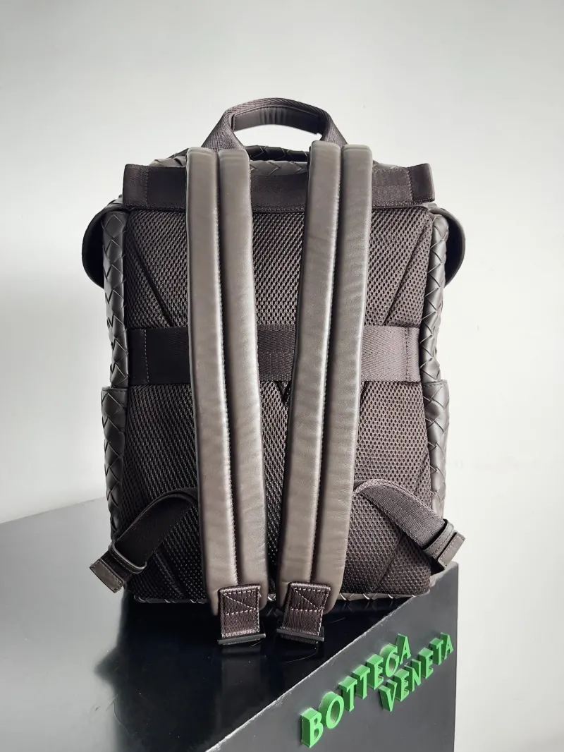Bottega Veneta Brown Woven Leather Backpack - Image 3
