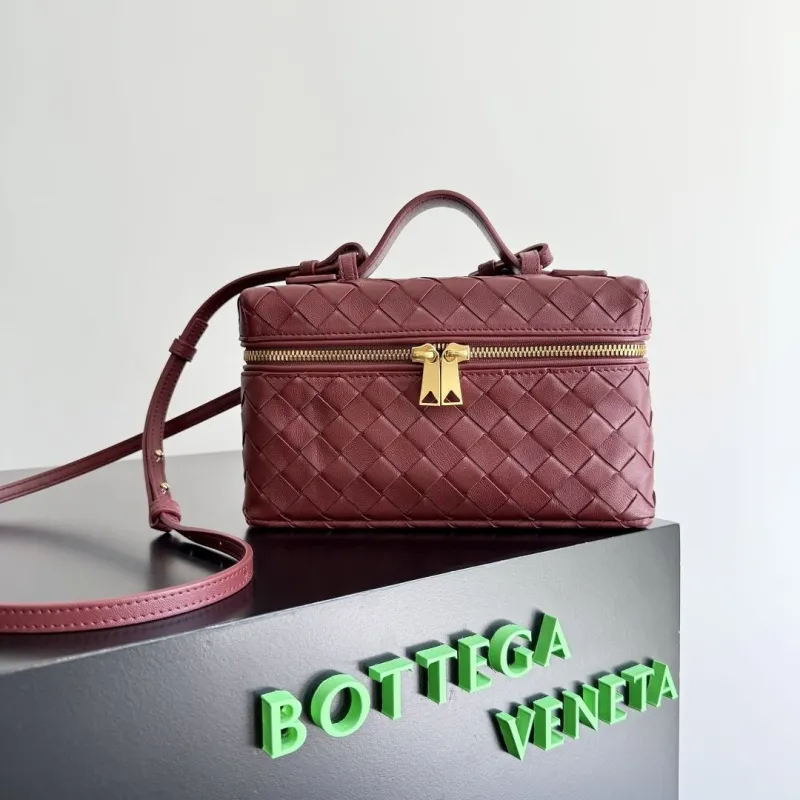 BV Cosmetic Bags-1