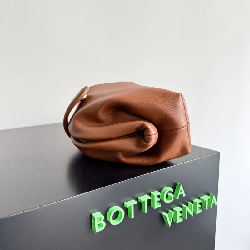 Alternative view of BV Cosmetic Bags-2