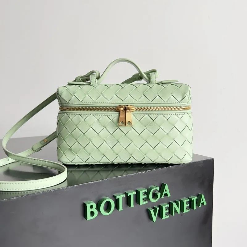 BV Cosmetic Bags-4